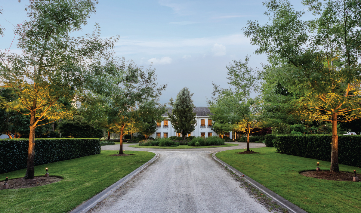 VIC_Semken_GardensAtNight_Entry Gardens at Night lighting on the entry to a Semken Landscaping rural project